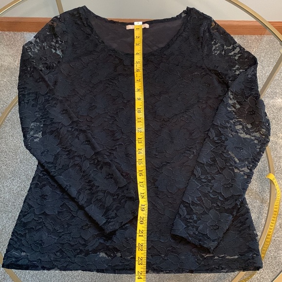 Banana Republic Lace Top - Picture 7 of 13